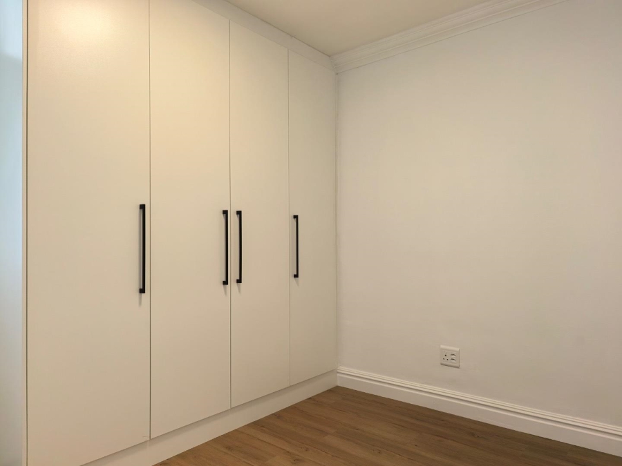 To Let 2 Bedroom Property for Rent in Oranjezicht Western Cape